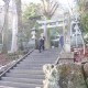 白鳥神社（上方）への神宿参拝帰り